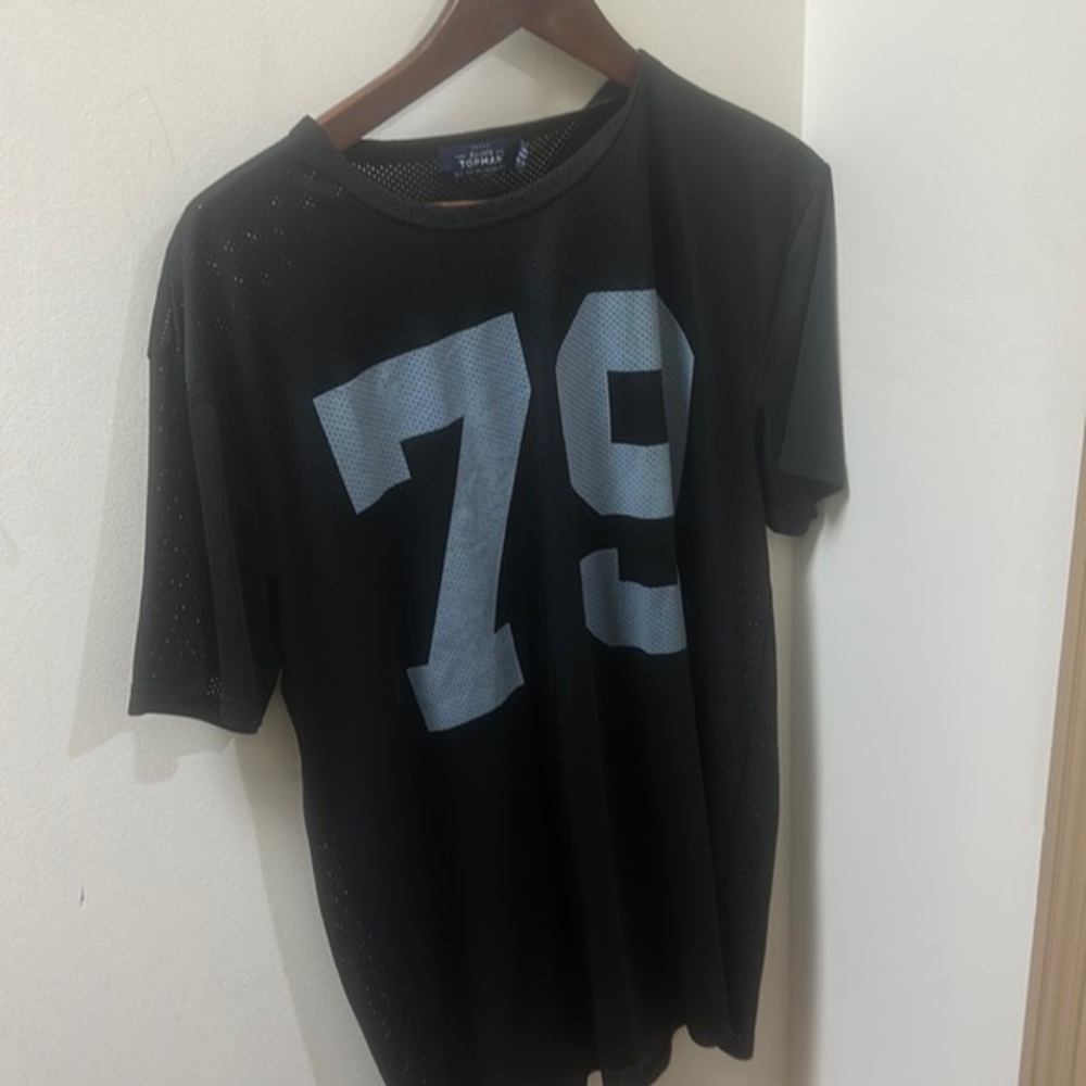 Top man jersey shirt, size large